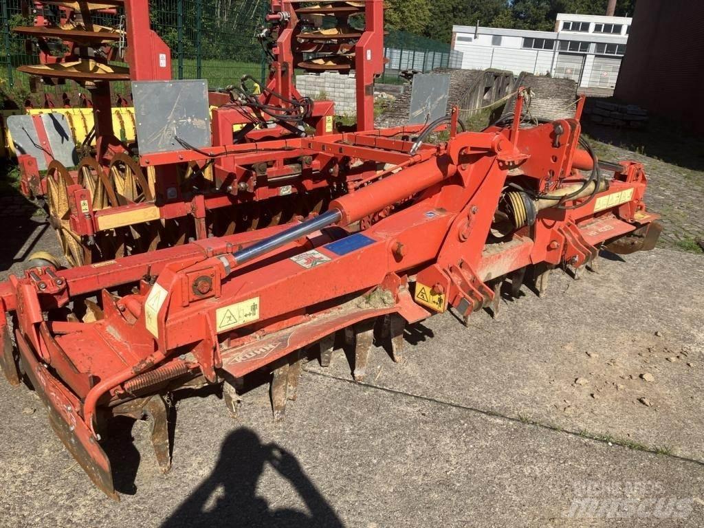 Kuhn HR 4003 DR 動力耙和旋轉式耕耘機
