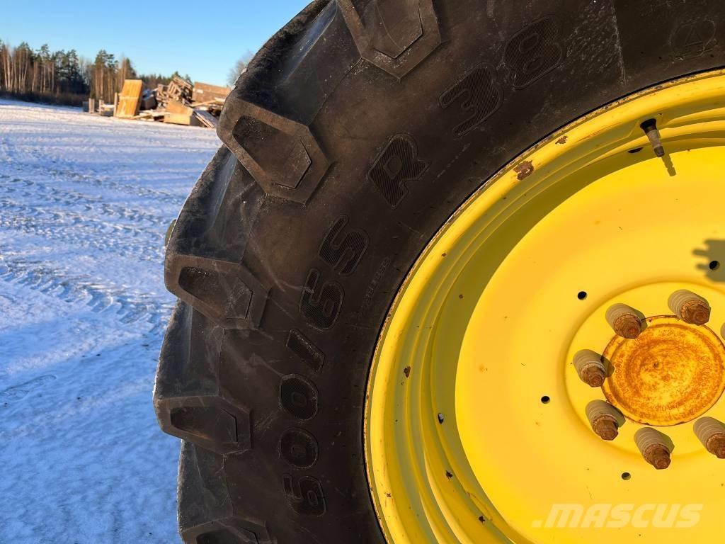 John Deere 6130 R 曳引機