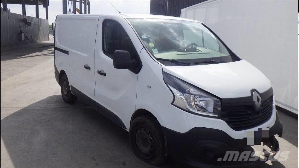 Renault Trafic 車廂