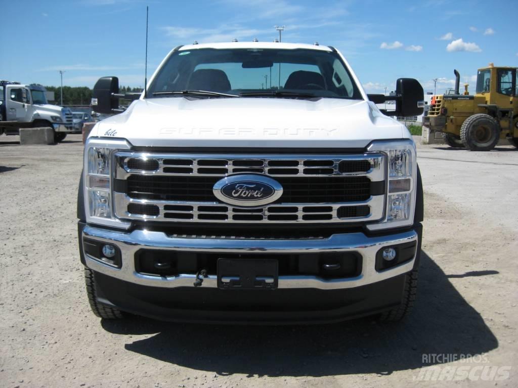 Ford F 550 曳引機組件