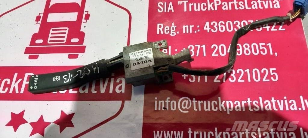 Volvo FH 12.    20399175 駕駛室與內部