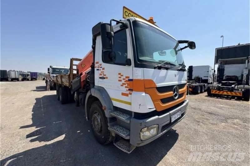 Mercedes-Benz Axor 其他貨車
