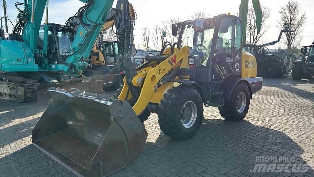 Wacker Neuson WL60 輪胎式裝載機