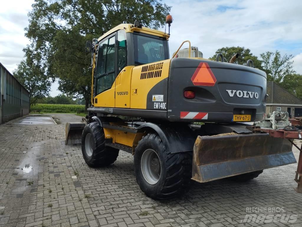 Volvo EW 140 C 旋轉式挖土機/掘鑿機/挖掘機