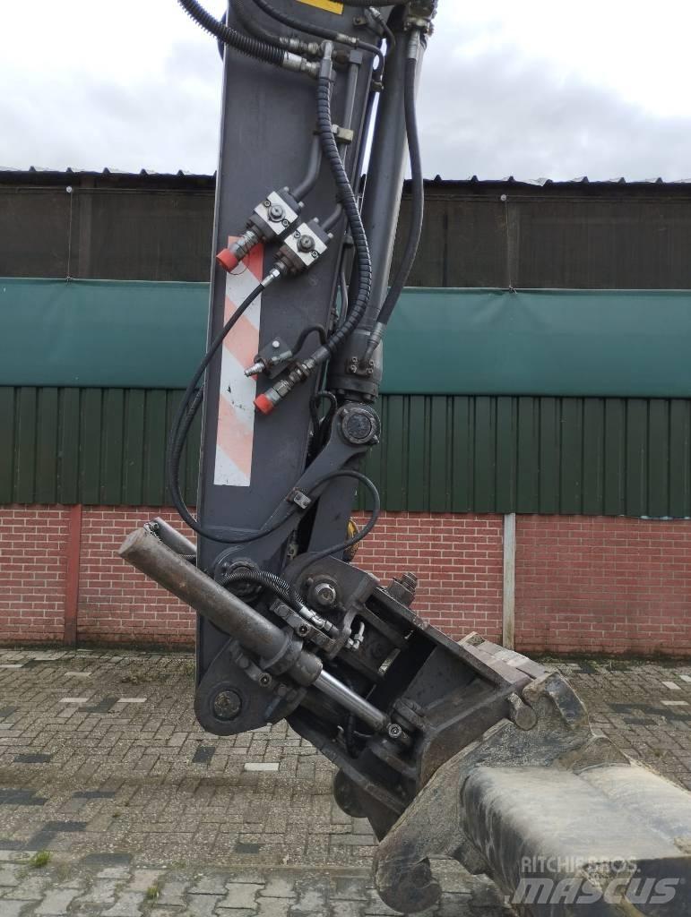 Volvo EW 140 C 旋轉式挖土機/掘鑿機/挖掘機