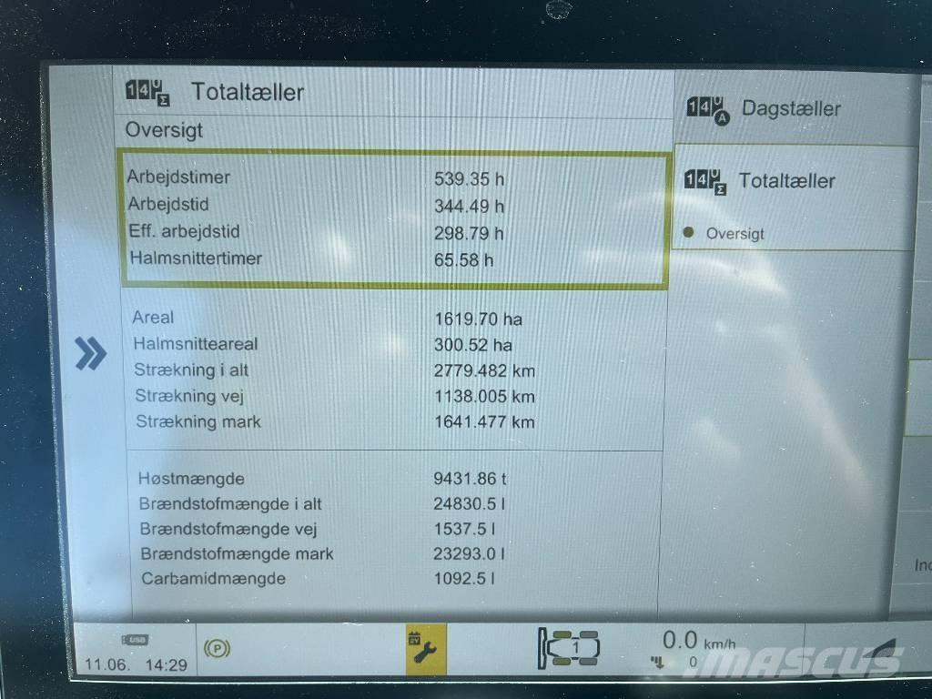CLAAS Lexion 8800TT 聯合收穫機