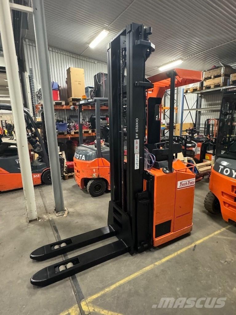 Toyota SSE160 自走式堆積機