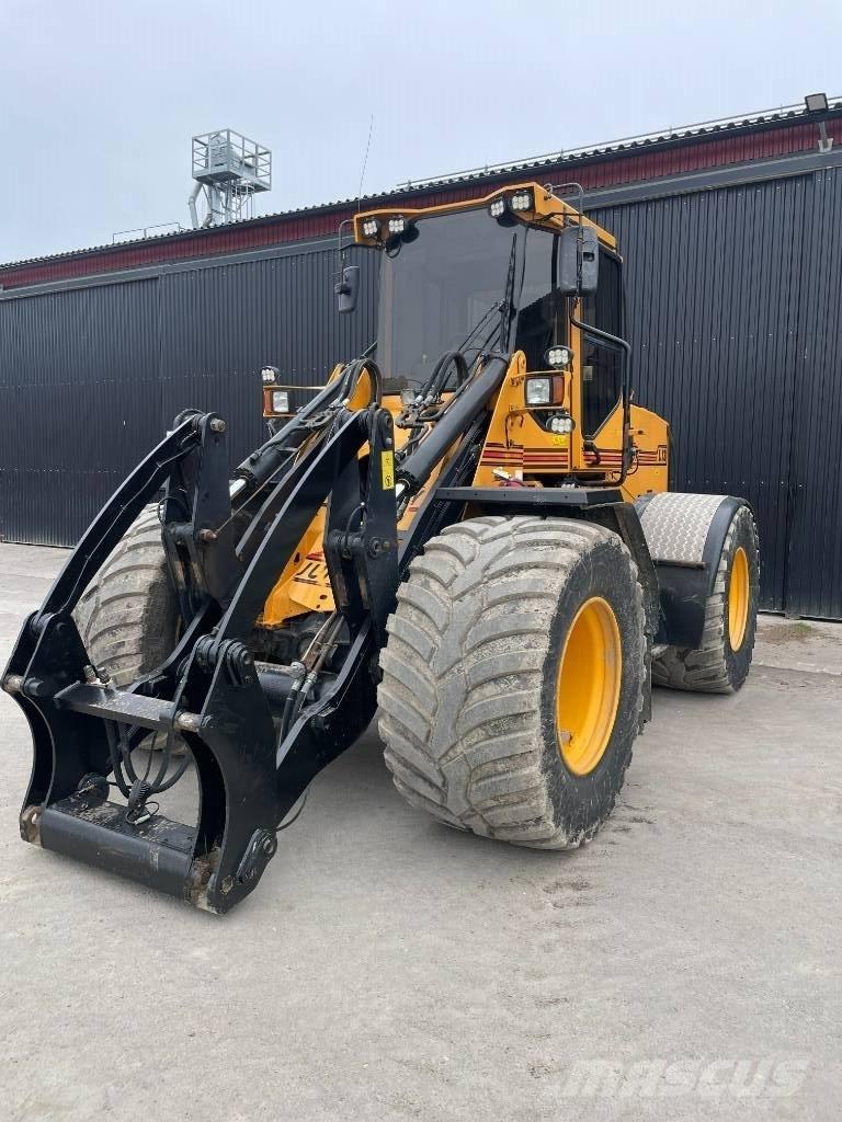 Ljungby L 13 輪胎式裝載機