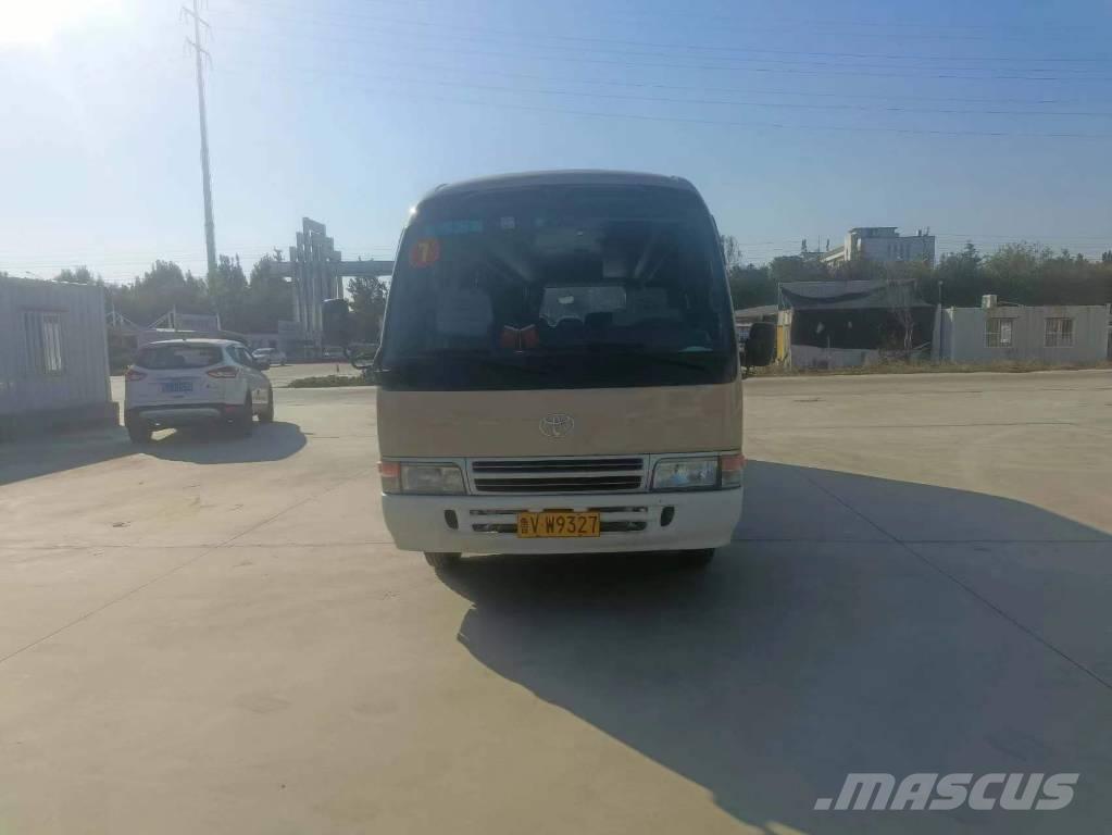 Toyota Coaster Bus 迷你巴士