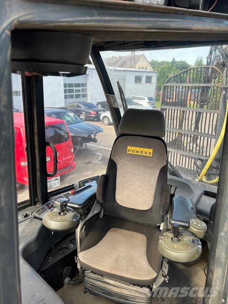 Ponsse Wisent 集運機