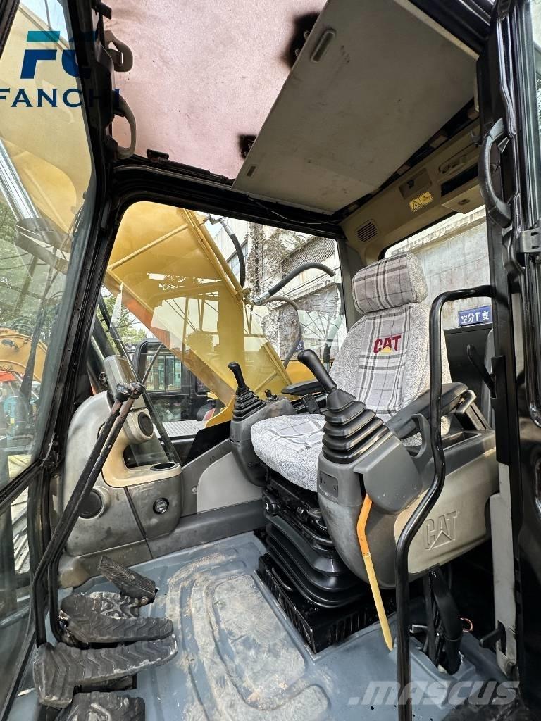 CAT 320 D 履帶式 挖土機/掘鑿機/挖掘機