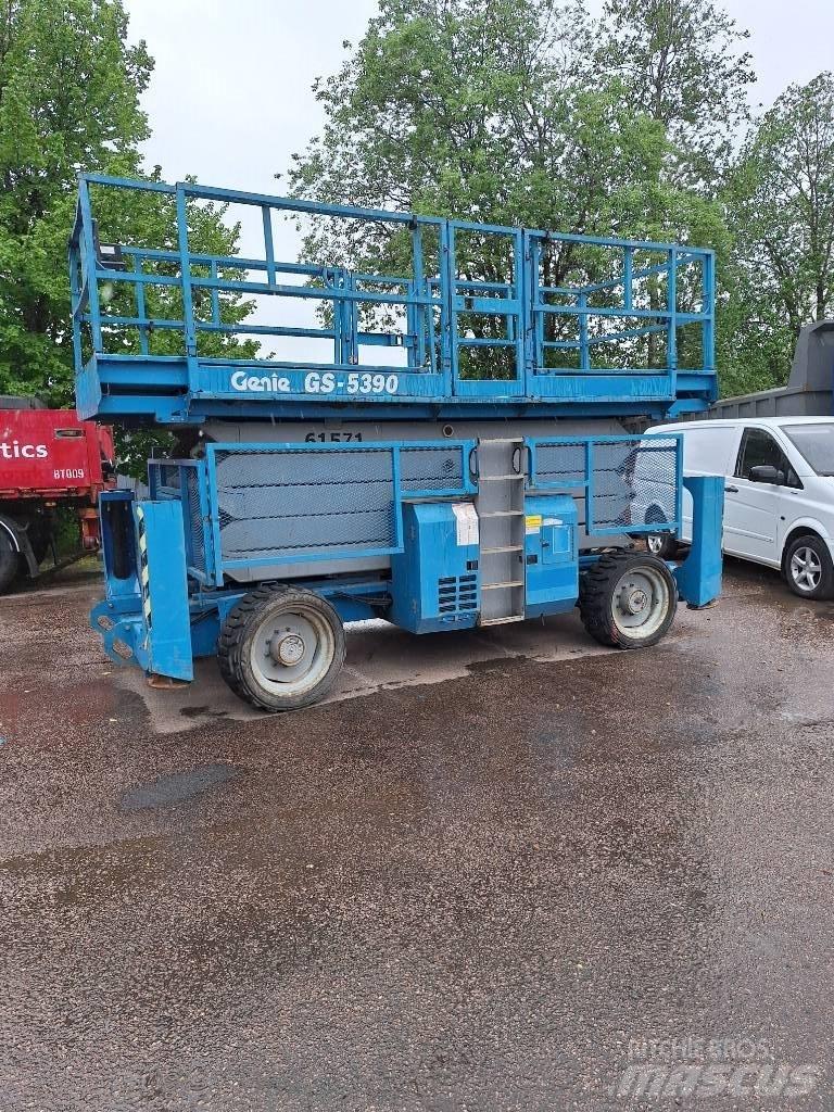 Genie GS 5390 RT 剪式升降機