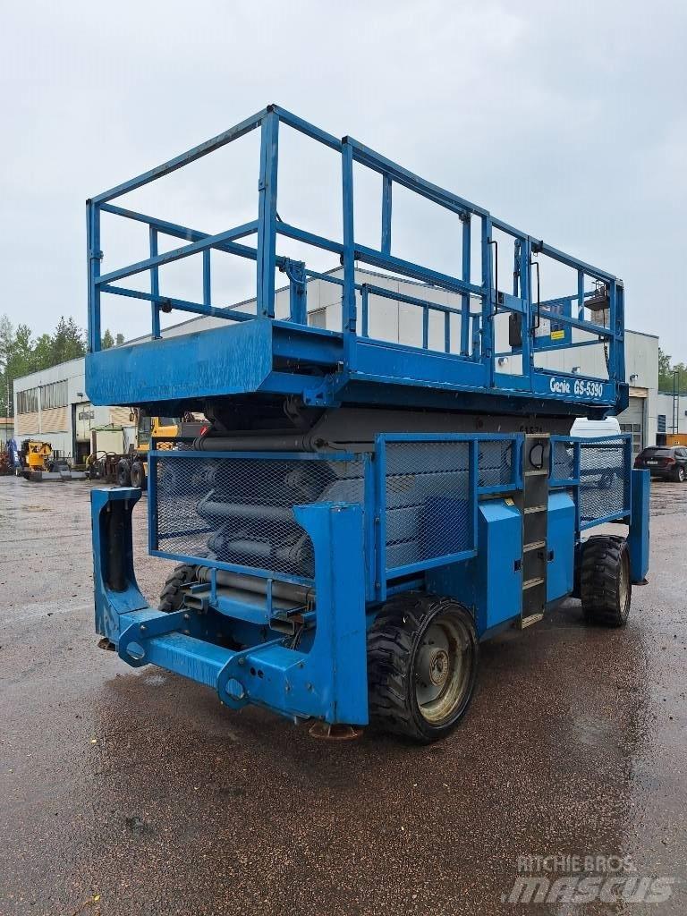 Genie GS 5390 RT 剪式升降機
