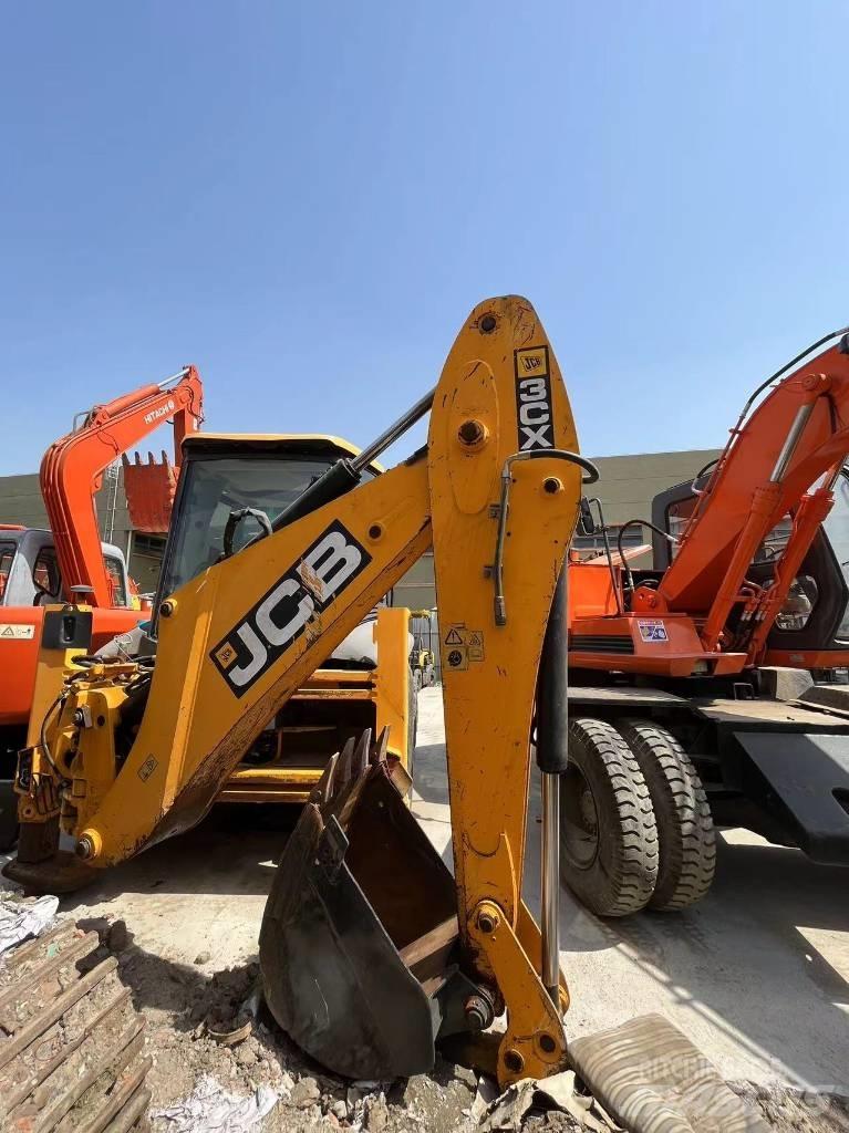 JCB 3 CX 反鏟裝載機