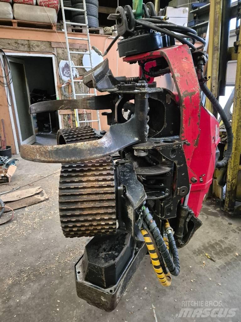 Komatsu 360.2 收穫機頭
