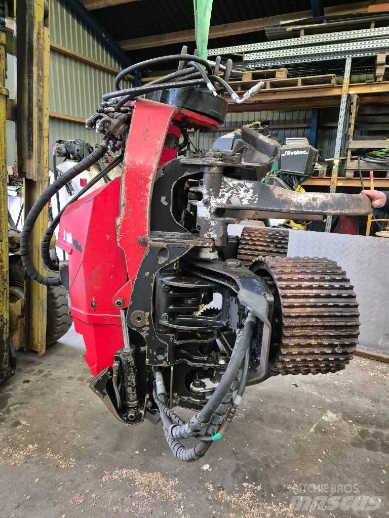 Komatsu 360.2 收穫機頭