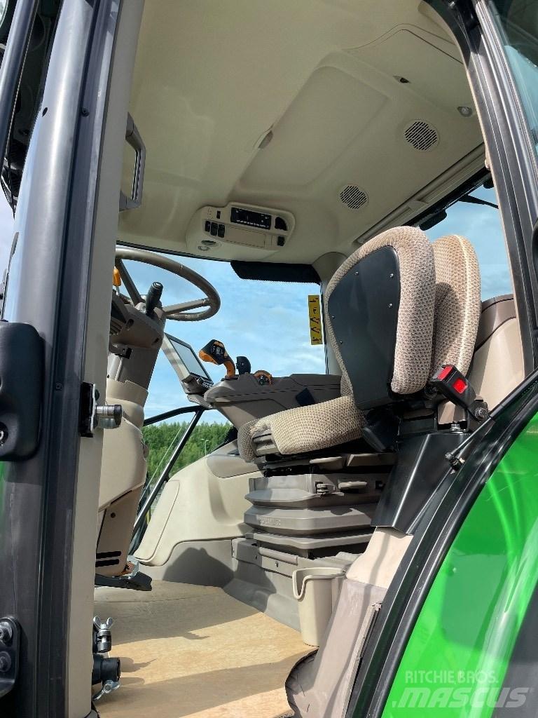 John Deere 6155R 曳引機