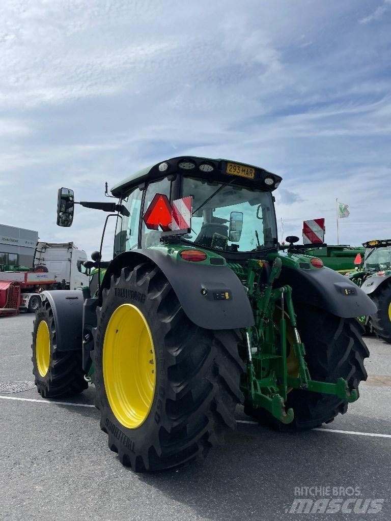 John Deere 6155R 曳引機