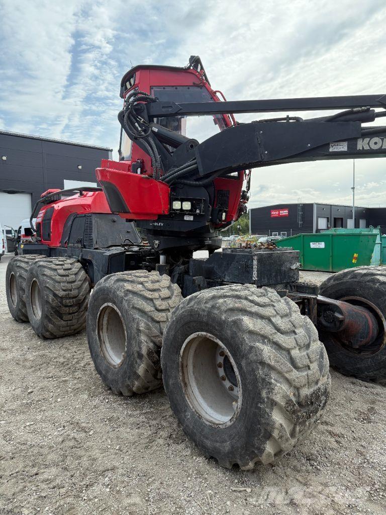 Komatsu 931XC / C144 收穫機