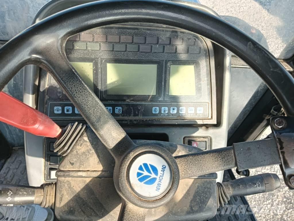 New Holland TS 100 曳引機
