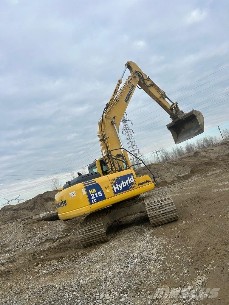 Komatsu HB 215 LC-1 底盤和懸架