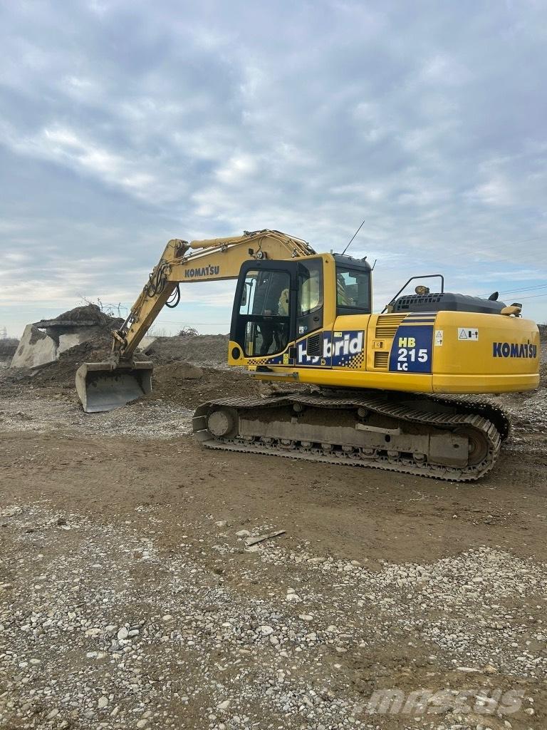 Komatsu HB 215 LC-1 底盤和懸架