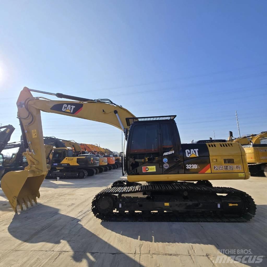 CAT 323 D L 中型挖土機/掘鑿機/挖掘機 7t-12t