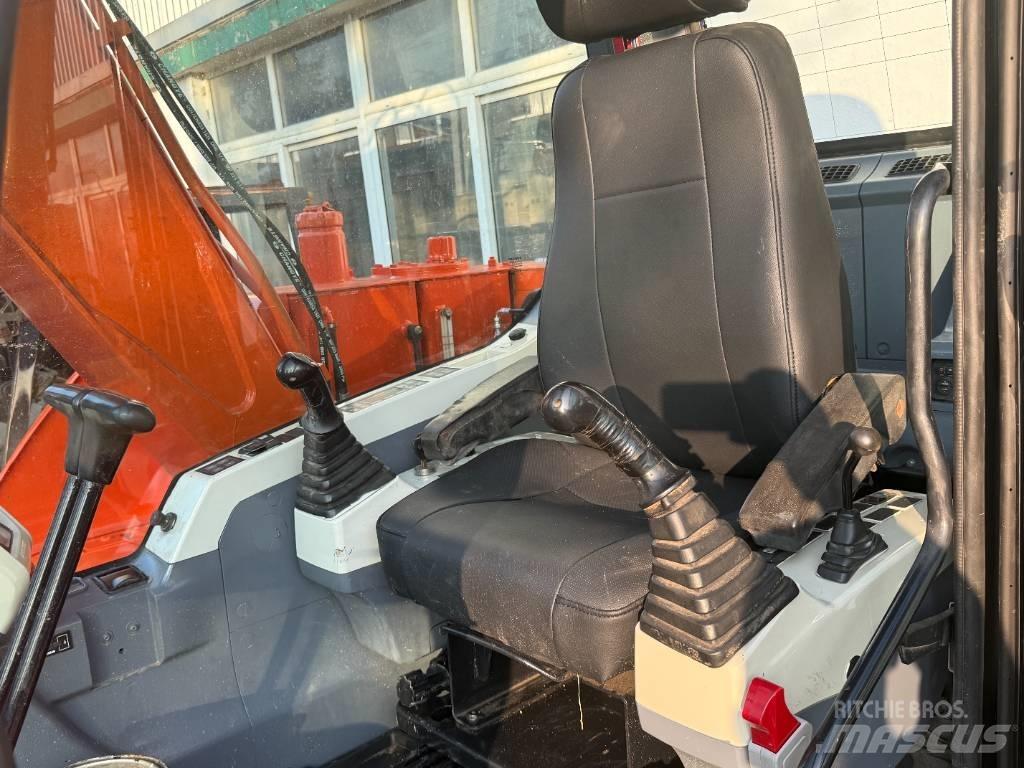 Doosan DX 75 履帶式 挖土機/掘鑿機/挖掘機