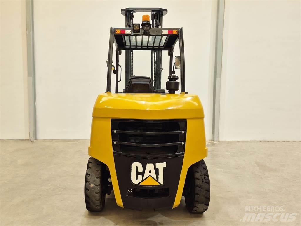 CAT DP50NB 柴油卡車