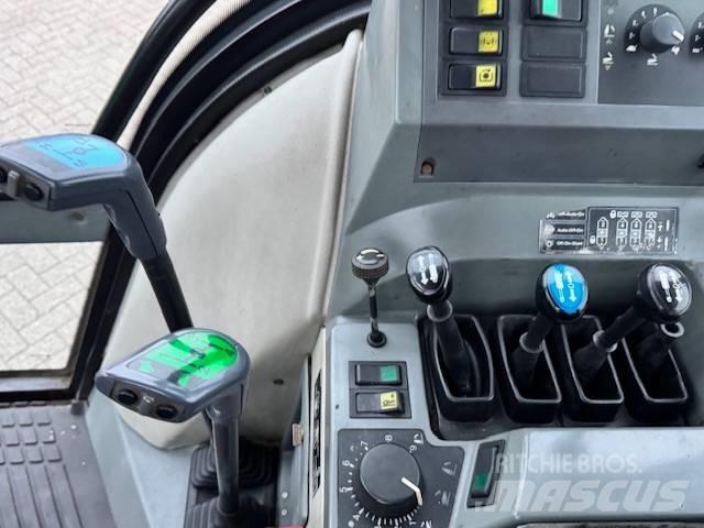 Valtra 8350 Hitech 曳引機