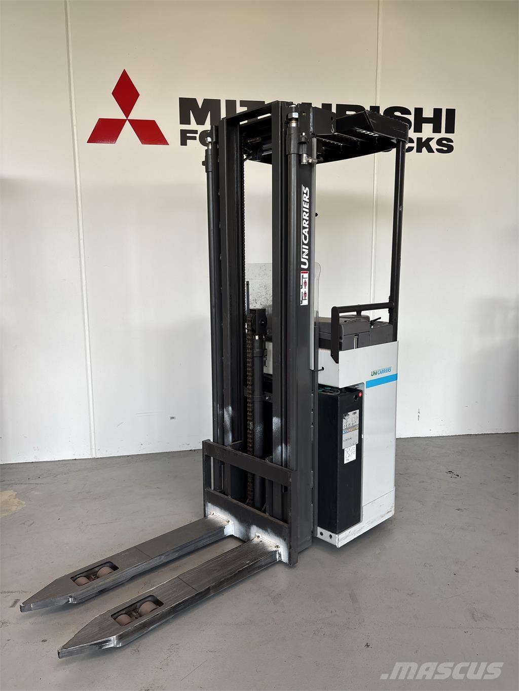 Atlet A160 自走式堆積機