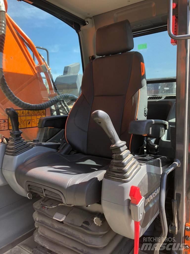 Doosan DX 300 LC-7 履帶式 挖土機/掘鑿機/挖掘機