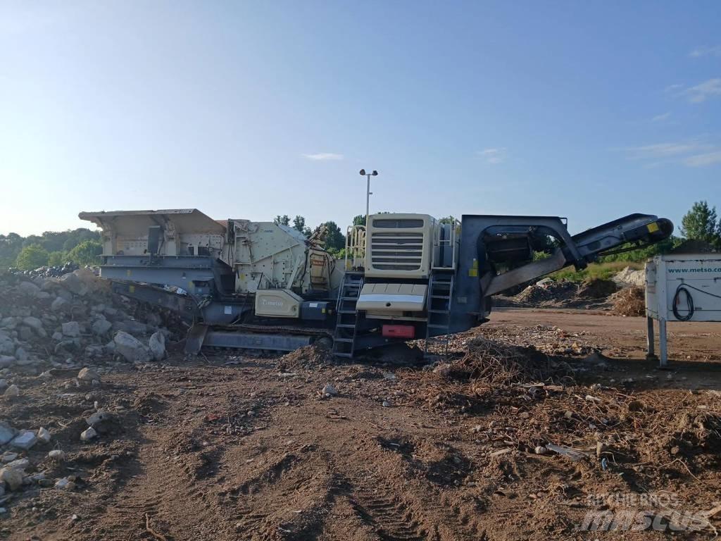 Metso 1213 移動式壓碎機