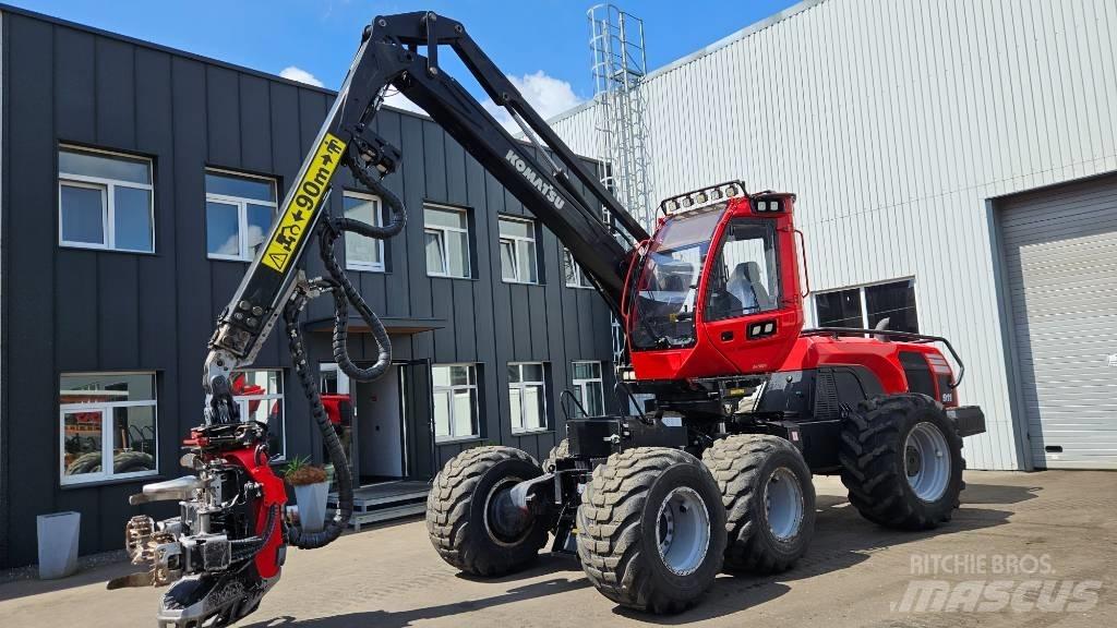 Komatsu 911 收穫機
