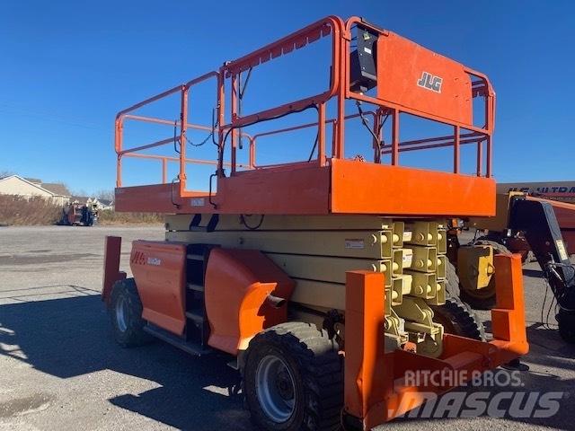 JLG 4394 RT 曲臂高空作業車