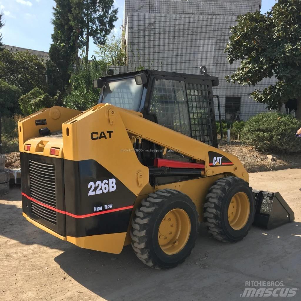 Cata-Dyne 226B 滑移轉向裝載機
