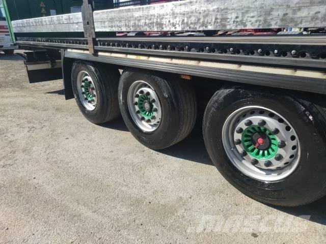Krone SD 篷布半拖車