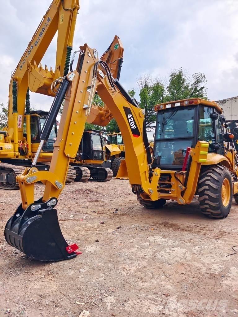 CAT 430 F 反鏟裝載機