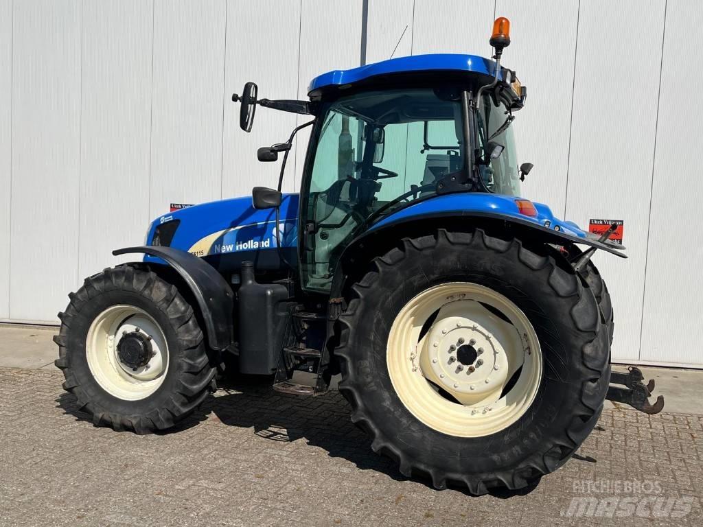 New Holland TS 115 A 曳引機
