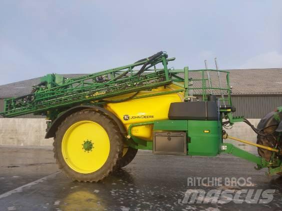 John Deere M952 牽引式噴霧機