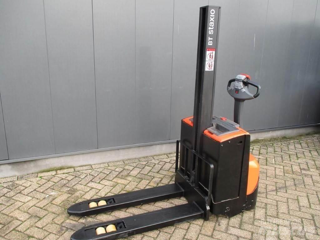 BT SWE 080L 行走控制式堆積機