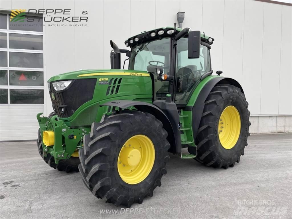 John Deere 6215R 曳引機