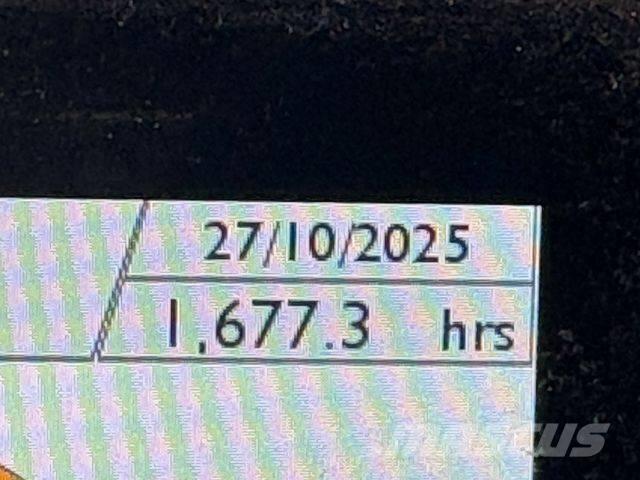 JCB 3CX 反鏟裝載機