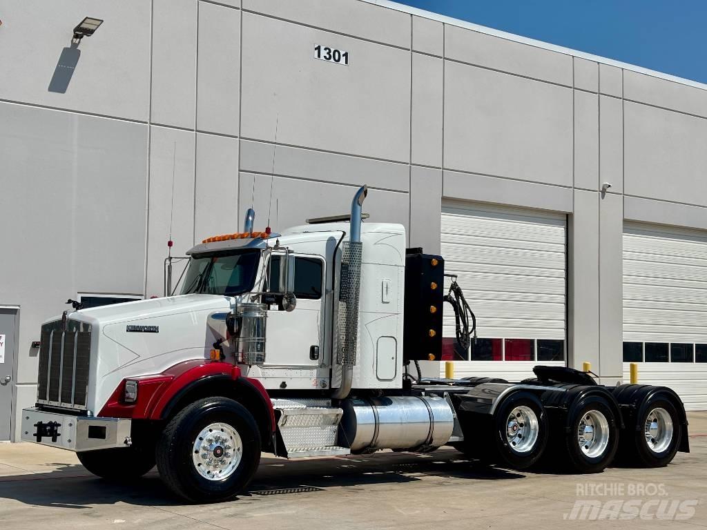 Kenworth T 800 曳引機組件