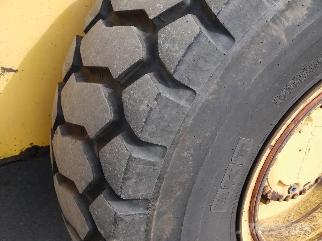 Volvo L 90 輪胎式裝載機