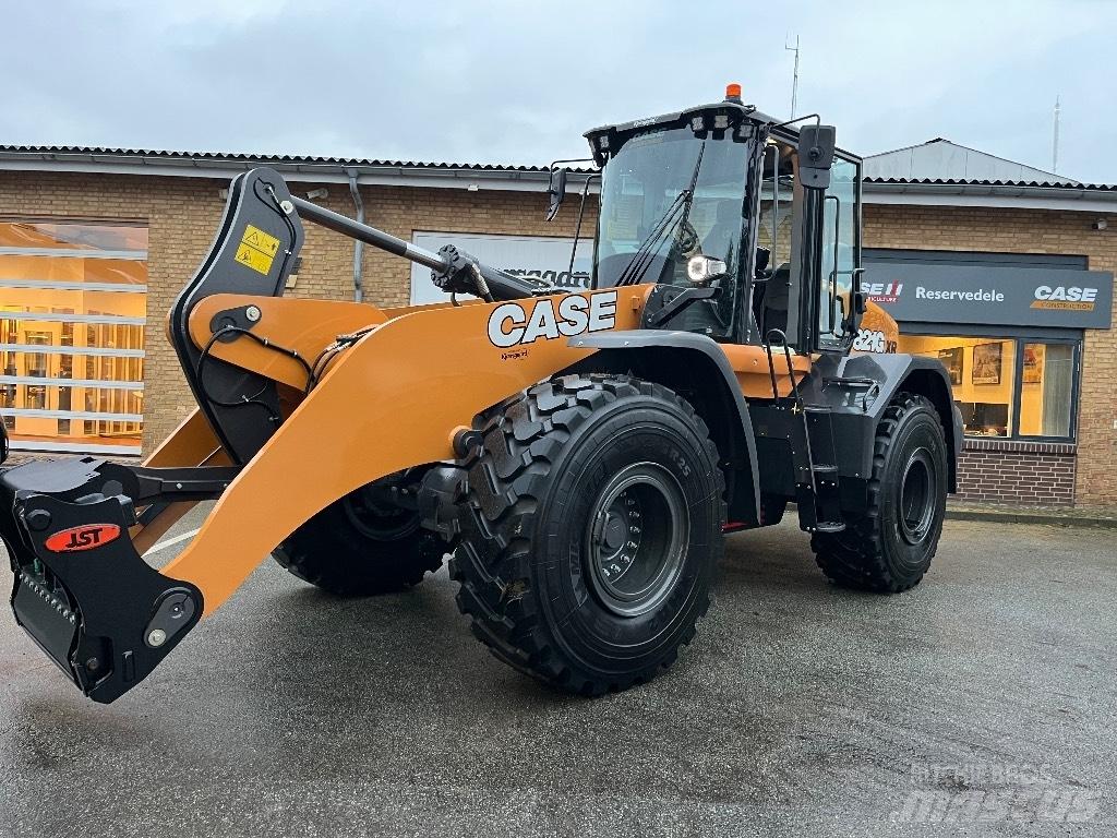 CASE 821 G XR 輪胎式裝載機