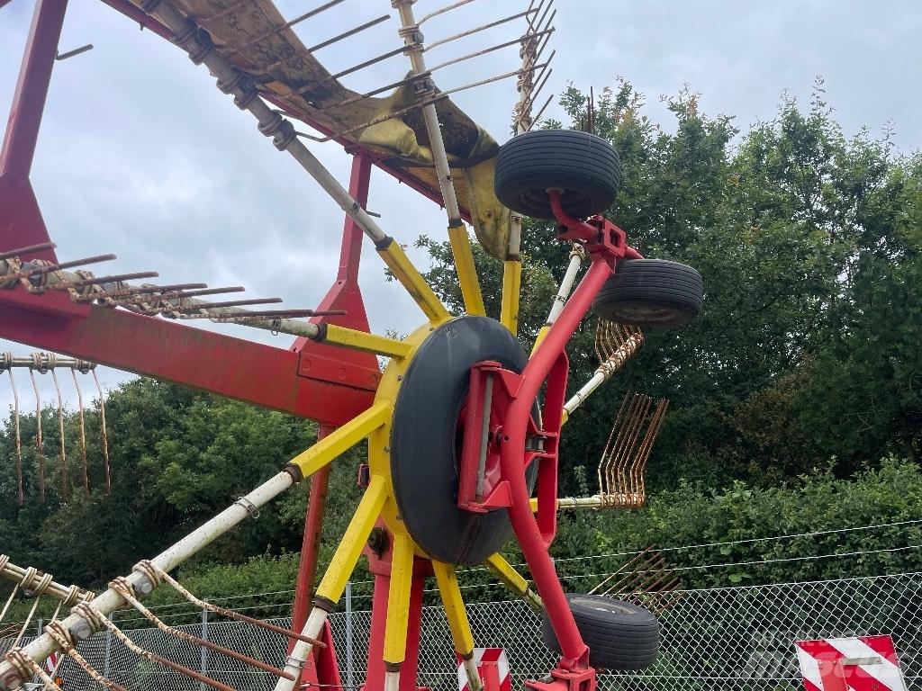 Pöttinger 651A 耙與翻草機