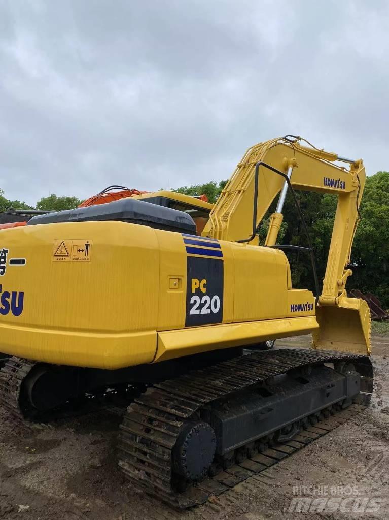 Komatsu 220 履帶式 挖土機/掘鑿機/挖掘機