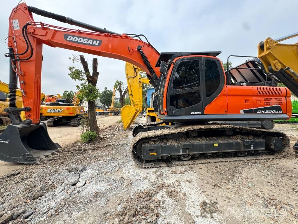 Doosan DX 300 LC LR 履帶式 挖土機/掘鑿機/挖掘機