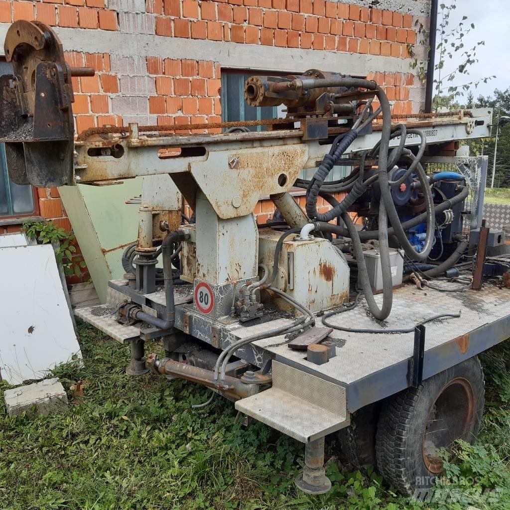 vrtalni stroj ab 輕型鑽孔機